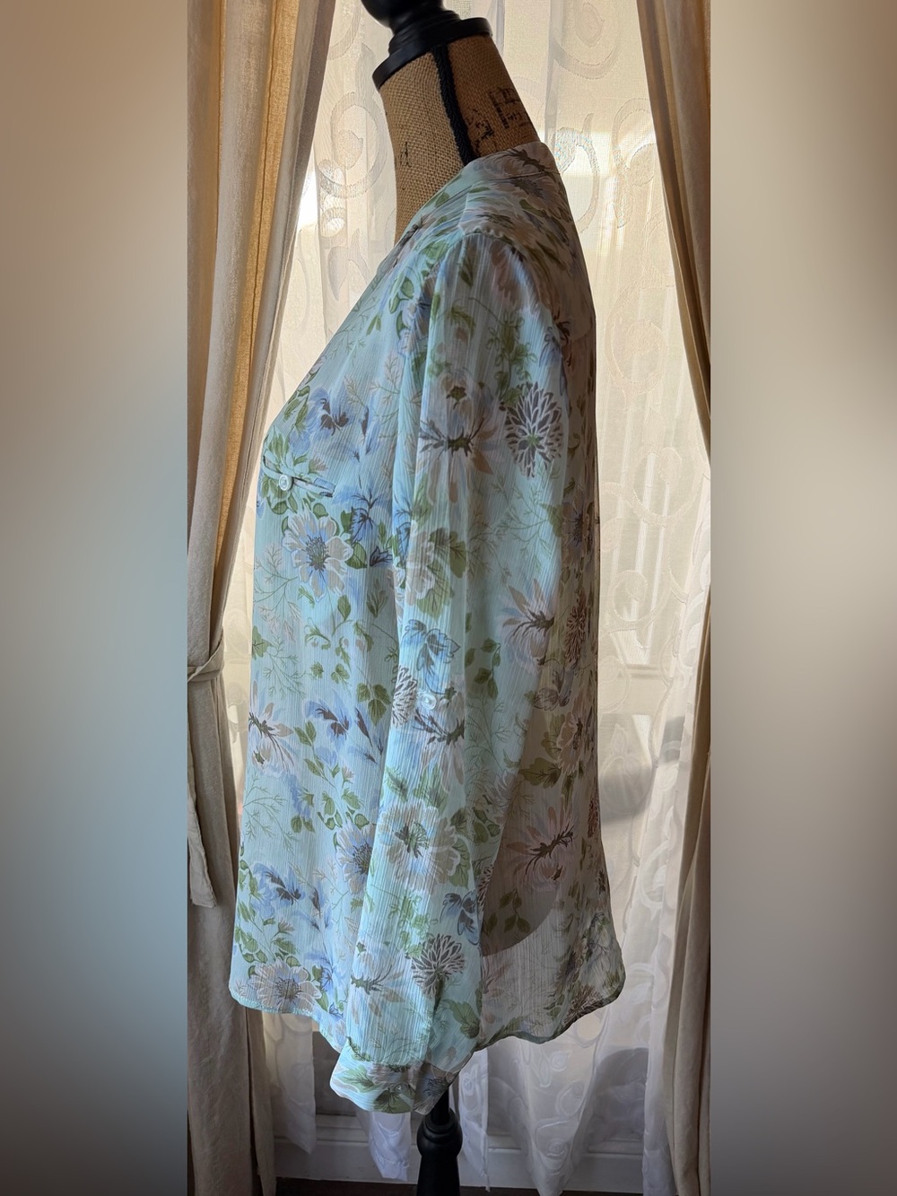 KUT From The Kloth Floral Chiffon Blouse Sheer Mint Blue Size L - Picture 5 of 10